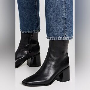 Sam Edelman Black Heeled Winnie Boots